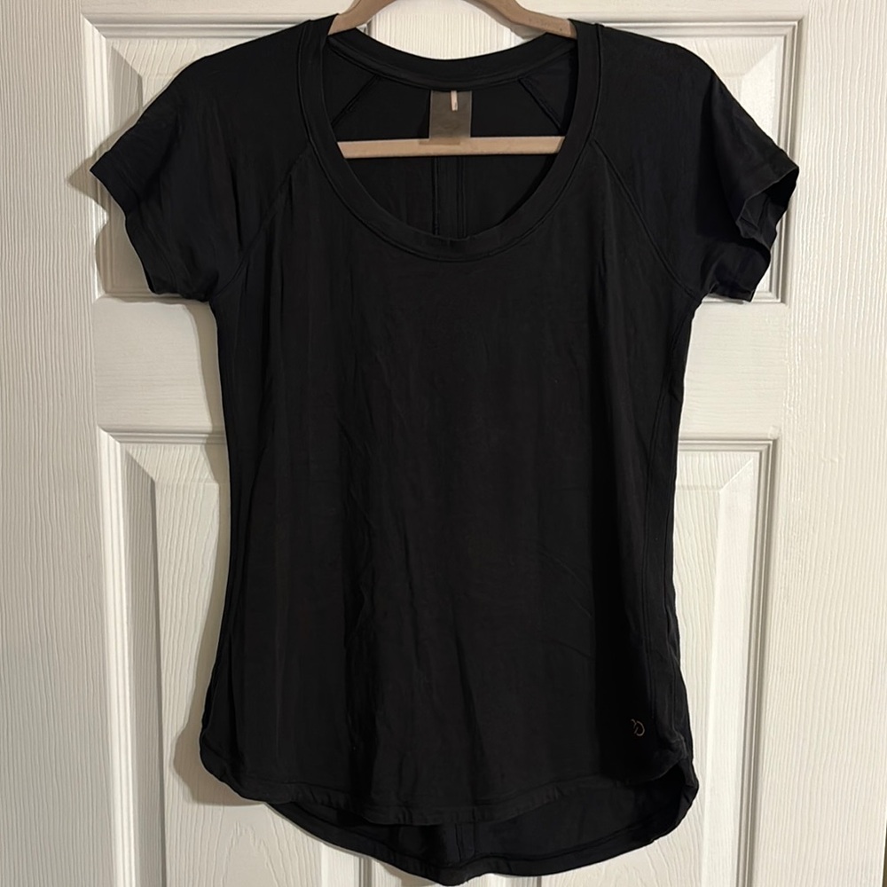 CALIA by Carrie Underwood Black Tee